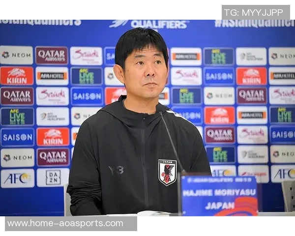 国足遭对手牵制森保一大胆排阵三后卫双前锋引发津媒对足协选帅的不满