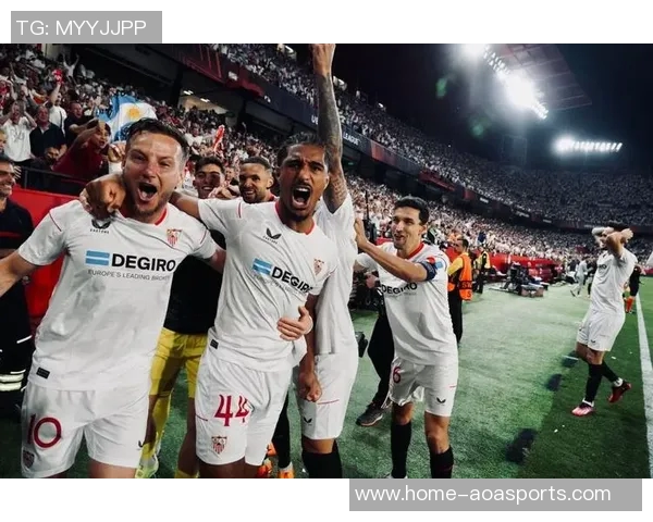 曼联与罗马激战正酣谁能在欧战中笑到最后