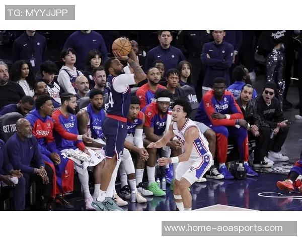 马刺与灰熊激战正酣NBA季后赛精彩对决引发球迷热议